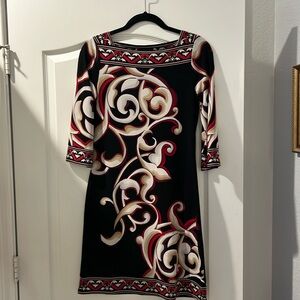 Darling women’s dress that can be worn in any season!